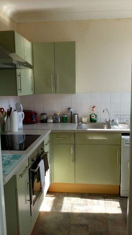 West Beach Apartment Γουόρδινγκ Εξωτερικό φωτογραφία